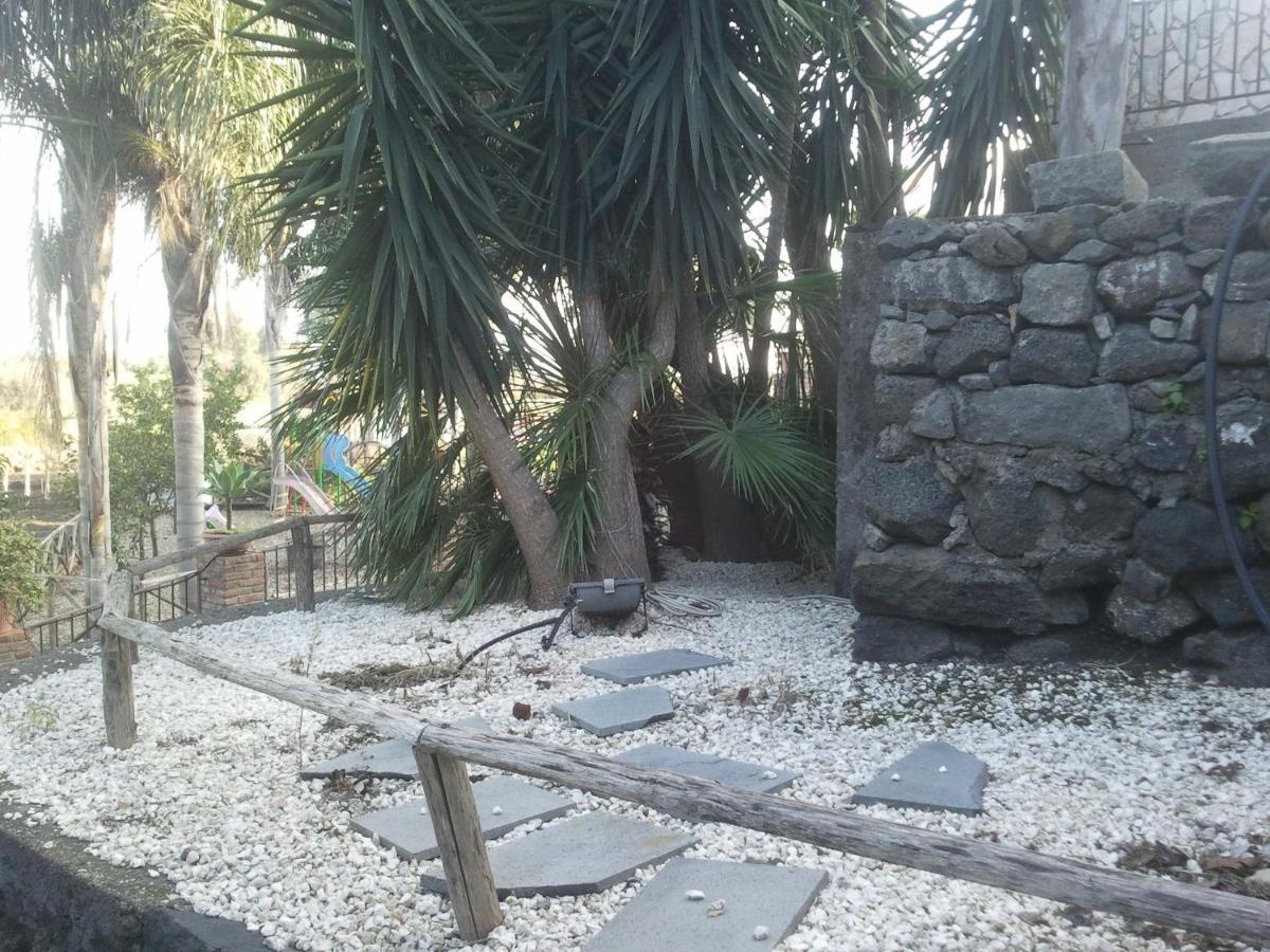 Le Grotte Bed and Breakfast Riposto Δωμάτιο φωτογραφία